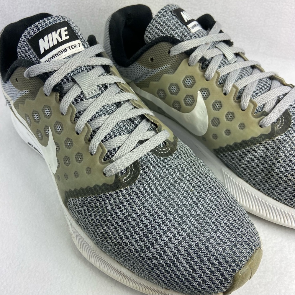 Nike Downshifter 7 Gray White Running Shoes - Men’s Size 8.5